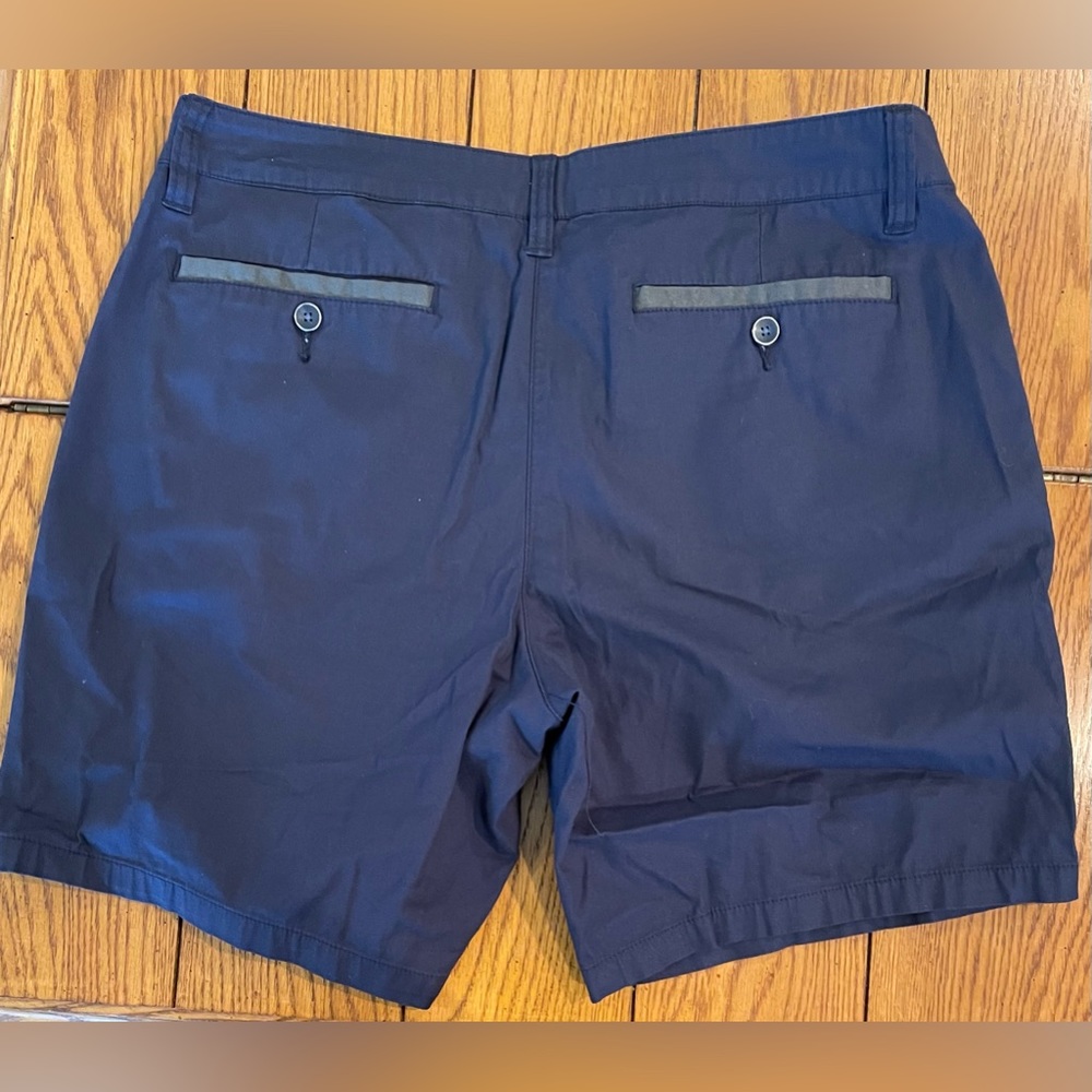EUC Women’s Toad & Co navy classic 5 pocket shorts, size 14 - Picture 5 of 5
